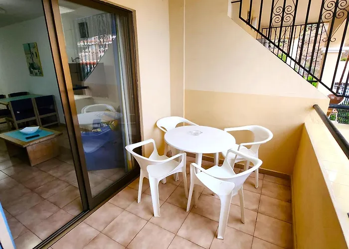 アパート Castle Harbour 1 Bedroom Pool View C112 ロスクリスティアーノス