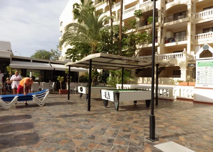 Castle Harbour 1 Bedroom Pool View C112 * Los Cristianos (Tenerife)