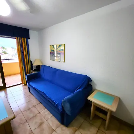 Castle Harbour 1 Bedroom Pool View C112