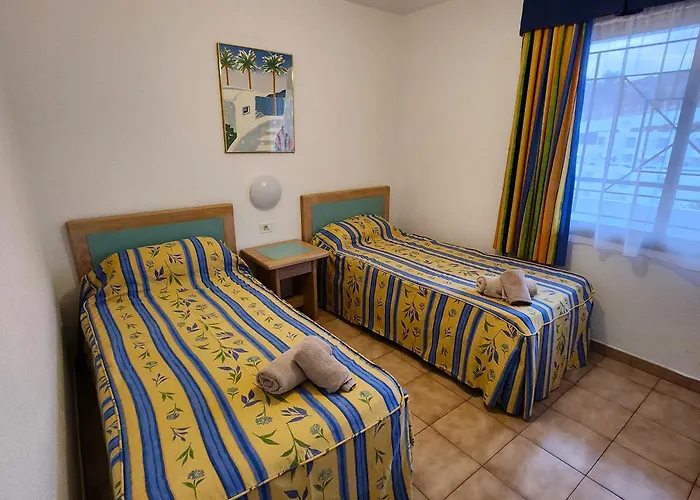 Castle Harbour 1 Bedroom Pool View C112 Los Cristianos (Tenerife)